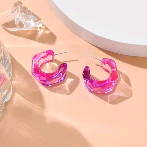 Ombre Cuff Hoop Earrings - Picture 5 of 7